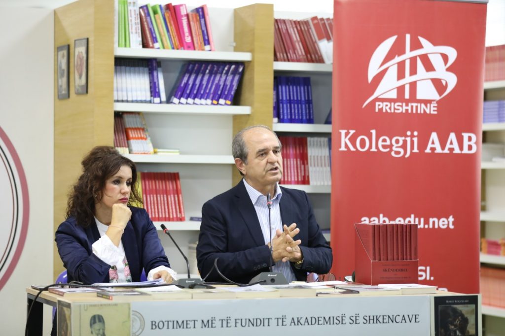 U promovuan dy libra për figurën e Ali Pashë Tepelenës, botime të Akademisë së Shkencave të Shqipërisë
